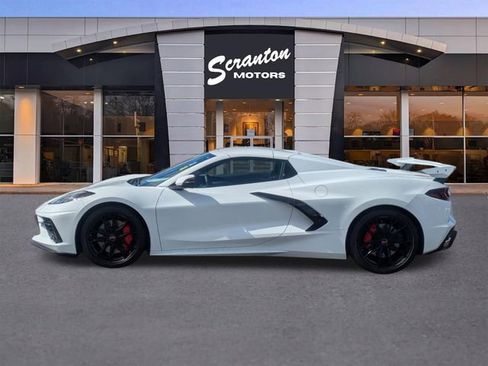Used 2023 Chevrolet Corvette Stingray w/ Z51 Performance Package image 2