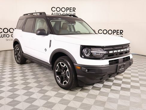 Used 2024 Ford Bronco Sport Outer Banks w/ Tech Package image 1