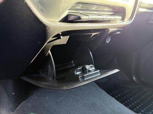 Used 2019 Chevrolet Silverado 1500 LT image 39