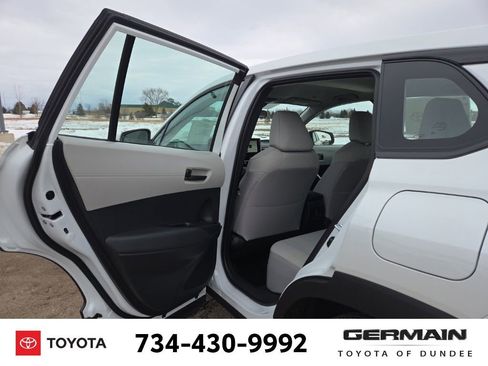 New 2026 Toyota Corolla Cross L image 31