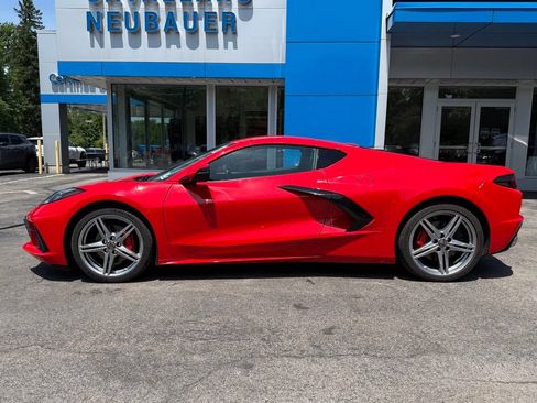 Used 2026 Chevrolet Corvette Stingray Preferred Cpe w/ Battery Protection Package RWD image 10