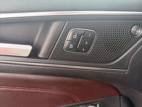 Used 2021 Ford Edge Titanium w/ Equipment Group 301A AWD/4WD image 26