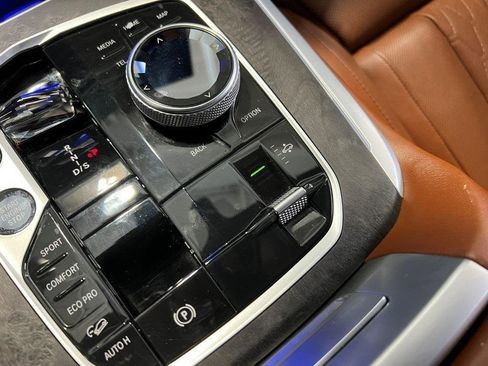 Used 2023 BMW X7 M60i w/ Executive Package image 54