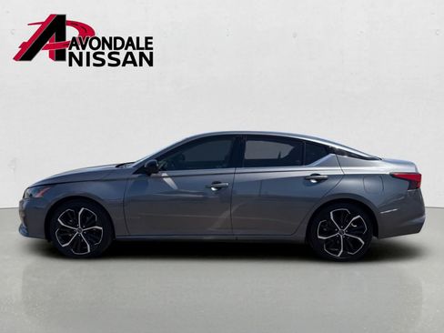 Certified 2024 Nissan Altima 2.5 SR FWD image 3