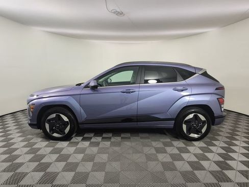 Certified 2024 Hyundai Kona Limited FWD image 2