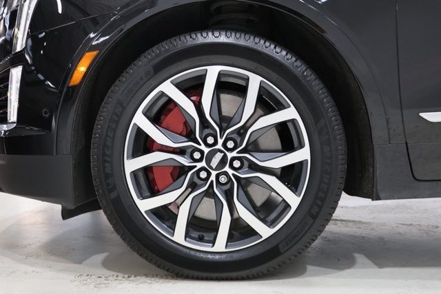 Used 2022 Cadillac XT5 Sportv w/ Technology Package AWD/4WD image 11