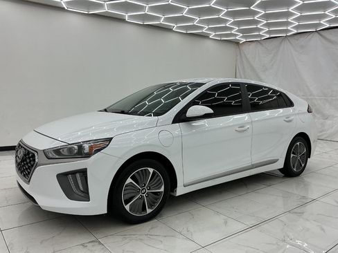 Used 2021 Hyundai Ioniq SE FWD image 6