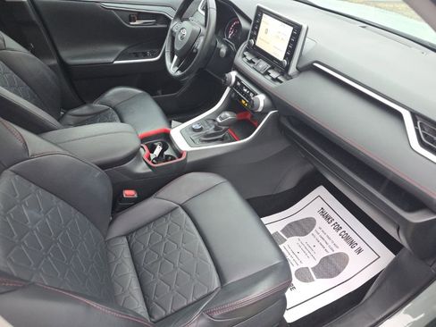 Certified 2020 Toyota RAV4 TRD Off-Road image 18