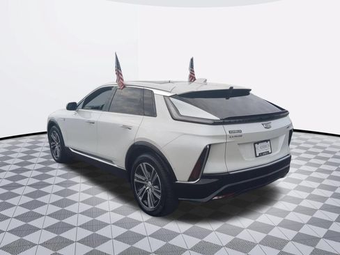 Certified 2024 Cadillac Lyriq Luxury RWD image 5