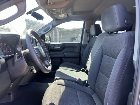 Used 2020 Chevrolet Silverado 1500 Custom w/ Custom Value Package RWD image 13