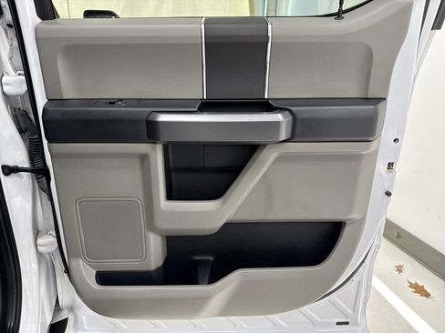 Used 2019 Ford F150 XLT w/ Trailer Tow Package image 11