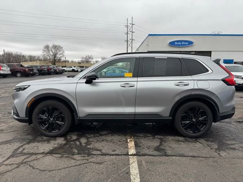 Used 2024 Honda CR-V Sport Touring image 5