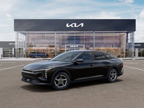 New 2026 Kia K4 LXS FWD image 3