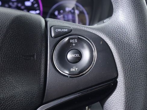Used 2020 Honda HR-V LX image 13