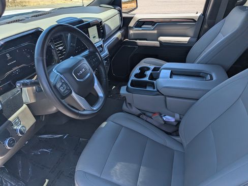 Used 2025 GMC Sierra 1500 SLT RWD image 18