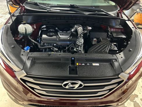 Used 2017 Hyundai Tucson Sport AWD/4WD image 3