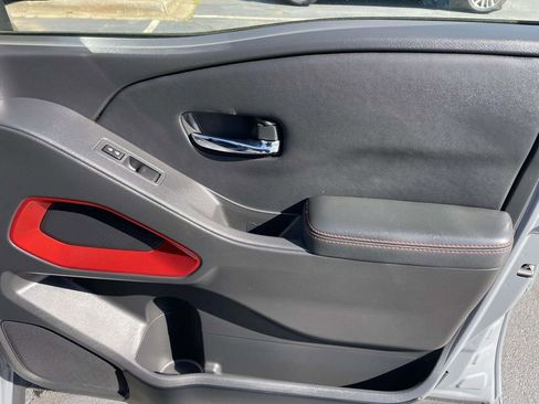 Used 2024 Nissan Frontier PRO-4X w/ Off-Road Protection Package image 46