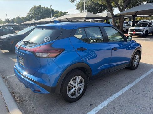 Used 2021 Nissan Kicks S FWD image 8