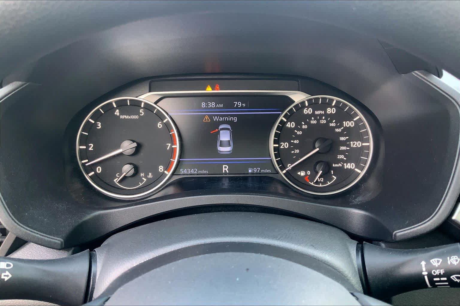 Used 2024 Nissan Altima 2.5 SV FWD image 24