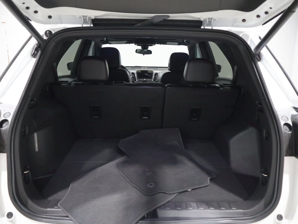 Used 2024 Chevrolet Equinox RS w/ RS Leather Package AWD/4WD image 4