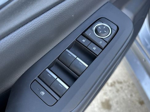 New 2026 Toyota Prius Plug-In Hybrid w/ Limited Premium Package image 19