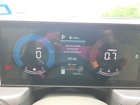 Used 2025 Hyundai Sonata SEL FWD image 2