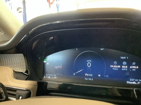 Used 2023 Lincoln Corsair AWD w/ Equipment Group 101A image 18