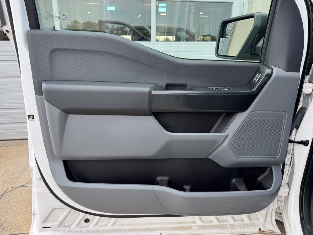 Used 2022 Ford F150 XL w/ Equipment Group 101A High AWD/4WD image 16