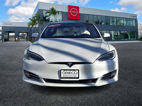 Used 2019 Tesla Model S 100D image 2
