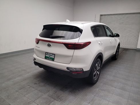 Used 2021 Kia Sportage LX AWD/4WD image 9