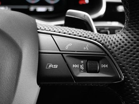 Used 2023 Audi RS Q8 w/ Black Optic Package image 73