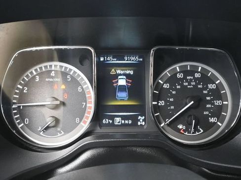 Used 2018 Nissan Titan SV AWD/4WD image 26