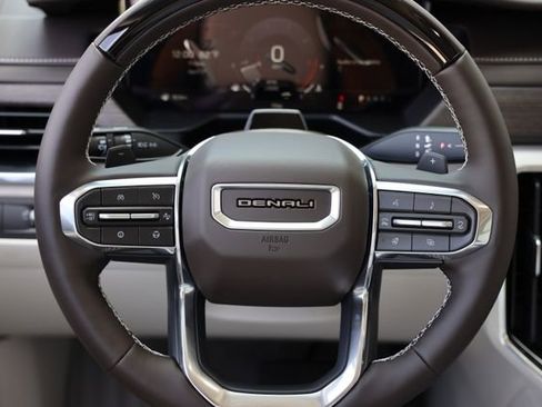New 2026 GMC Acadia Denali w/ Super Cruise Package image 29