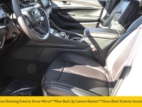 New 2025 Jeep Grand Cherokee L Limited image 5