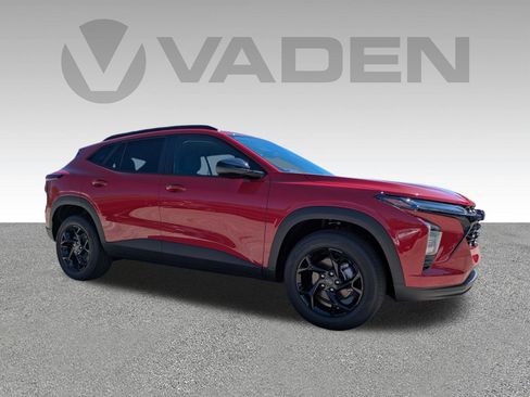 New 2026 Chevrolet Trax LT w/ Driver Confidence Package image 3