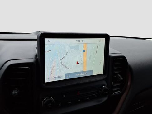 Used 2024 Ford Bronco Sport Outer Banks w/ Tech Package AWD/4WD image 10