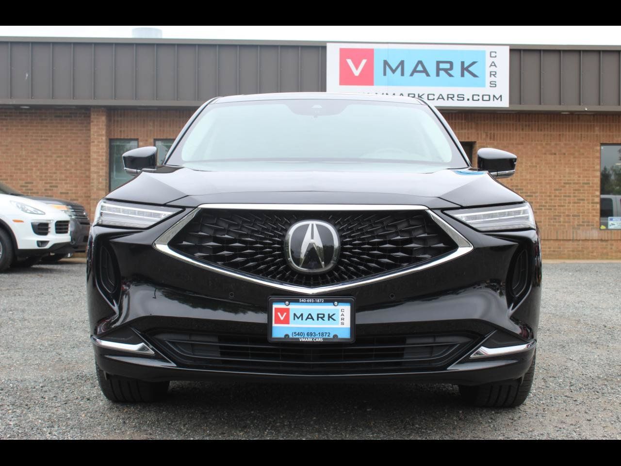 Used 2024 Acura MDX w/ Technology Package AWD/4WD image 2