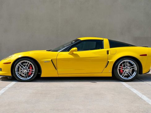 Used 2008 Chevrolet Corvette Z06 w/ Preferred Equipment Group image 11