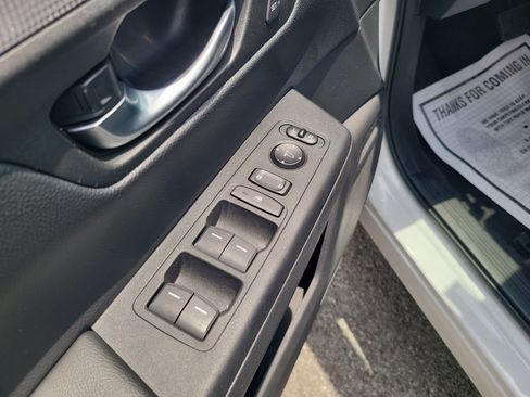 Used 2025 Honda CR-V Sport-L image 11