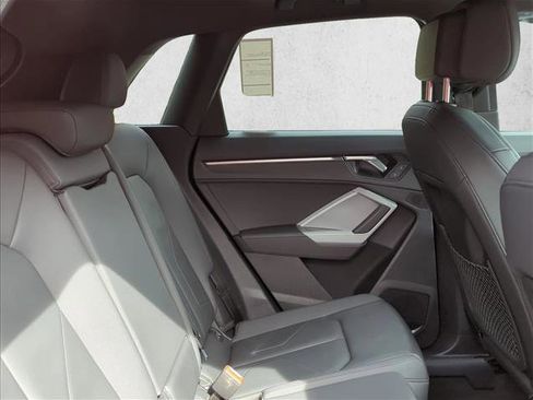 Used 2023 Audi Q3 2.0T Premium image 20