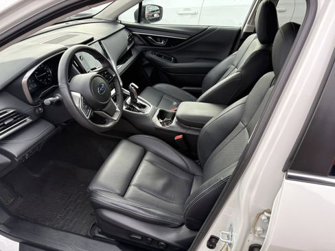 Used 2024 Subaru Outback Limited image 3