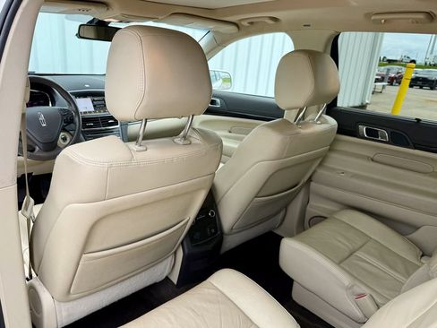 Used 2016 Lincoln MKT AWD w/ Equipment Group 201A image 15