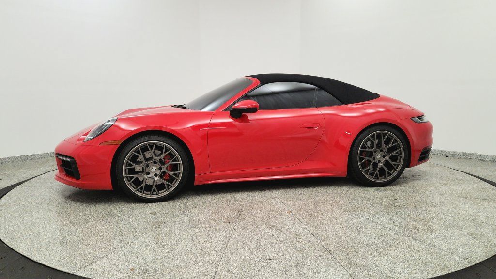 Used 2022 Porsche 911 Carrera S RWD image 2