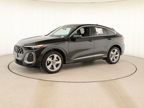 New 2025 Audi Q5 Prestige image 13