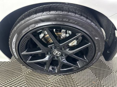 Used 2022 Honda Civic Sport image 5