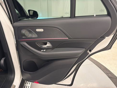 Used 2023 Mercedes-Benz GLE 53 AMG 4MATIC Coupe w/ AMG Night Package image 39