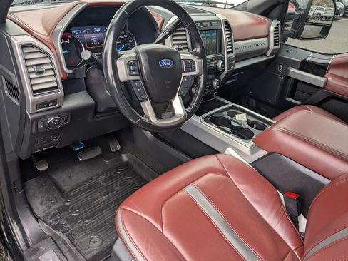 Used 2019 Ford F350 Platinum w/ Platinum Ultimate Package image 12