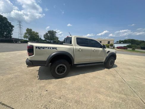 Used 2025 Ford Ranger Raptor AWD/4WD image 16