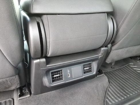 Certified 2024 Chevrolet Silverado 1500 Custom AWD/4WD image 19