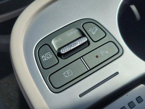 New 2026 Hyundai Ioniq 9 SEL image 26